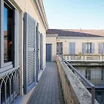 Apartment Exclusive In Heart Of *